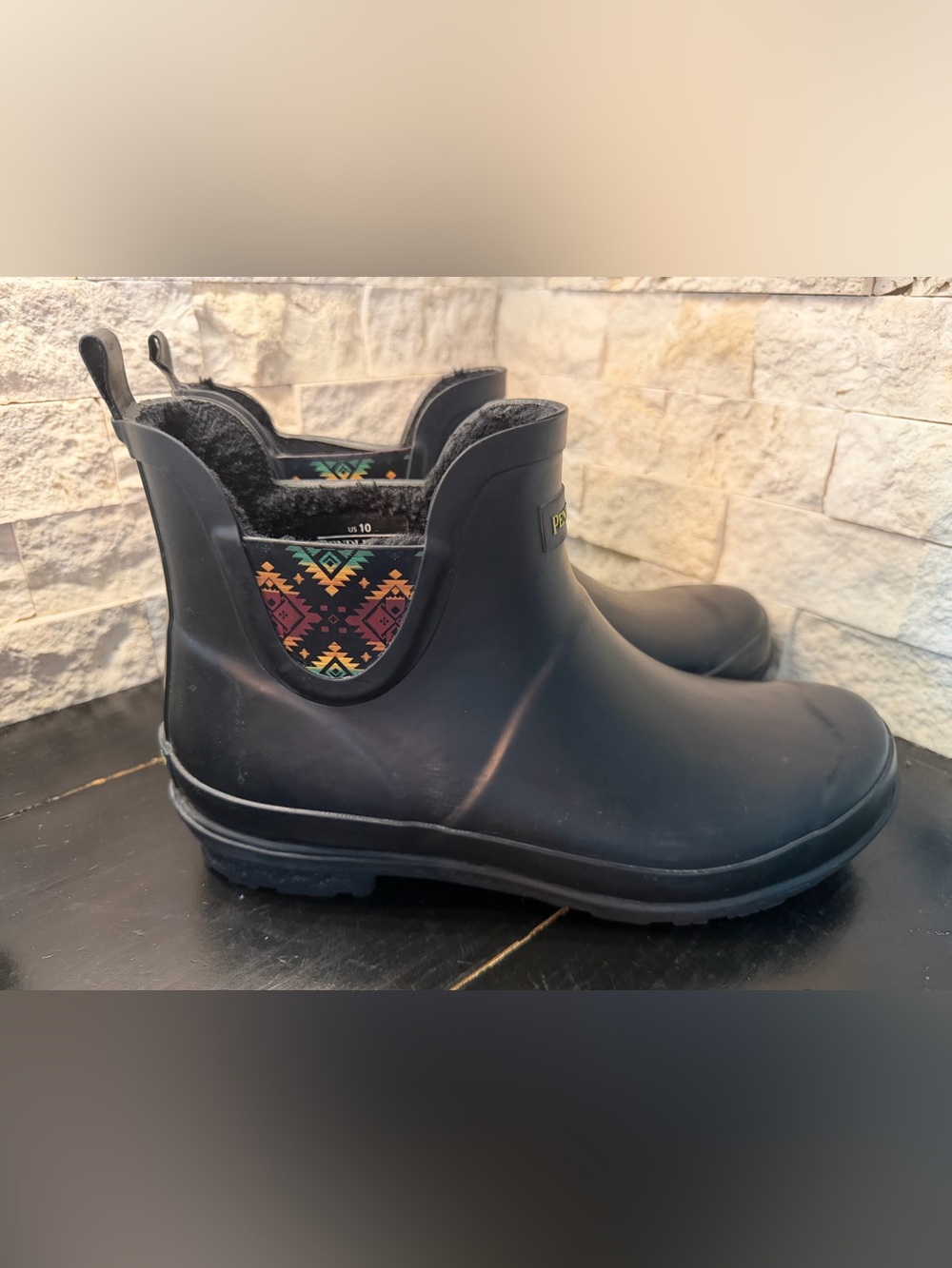Pendleton Sierra Sunset Chelsea Faux Fur Lined Rubber Boots Aztec Women’s 10